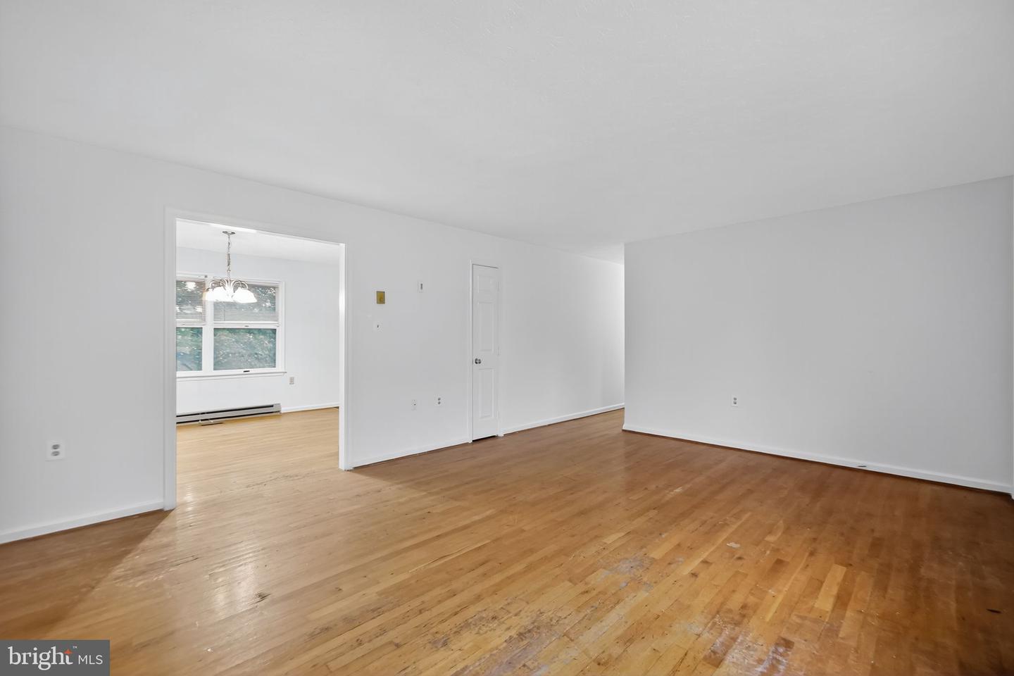 315 CHINKAPIN DR, STEPHENS CITY, Virginia 22655, 4 Bedrooms Bedrooms, ,2 BathroomsBathrooms,Residential,For sale,315 CHINKAPIN DR,VAFV2036578 MLS # VAFV2036578