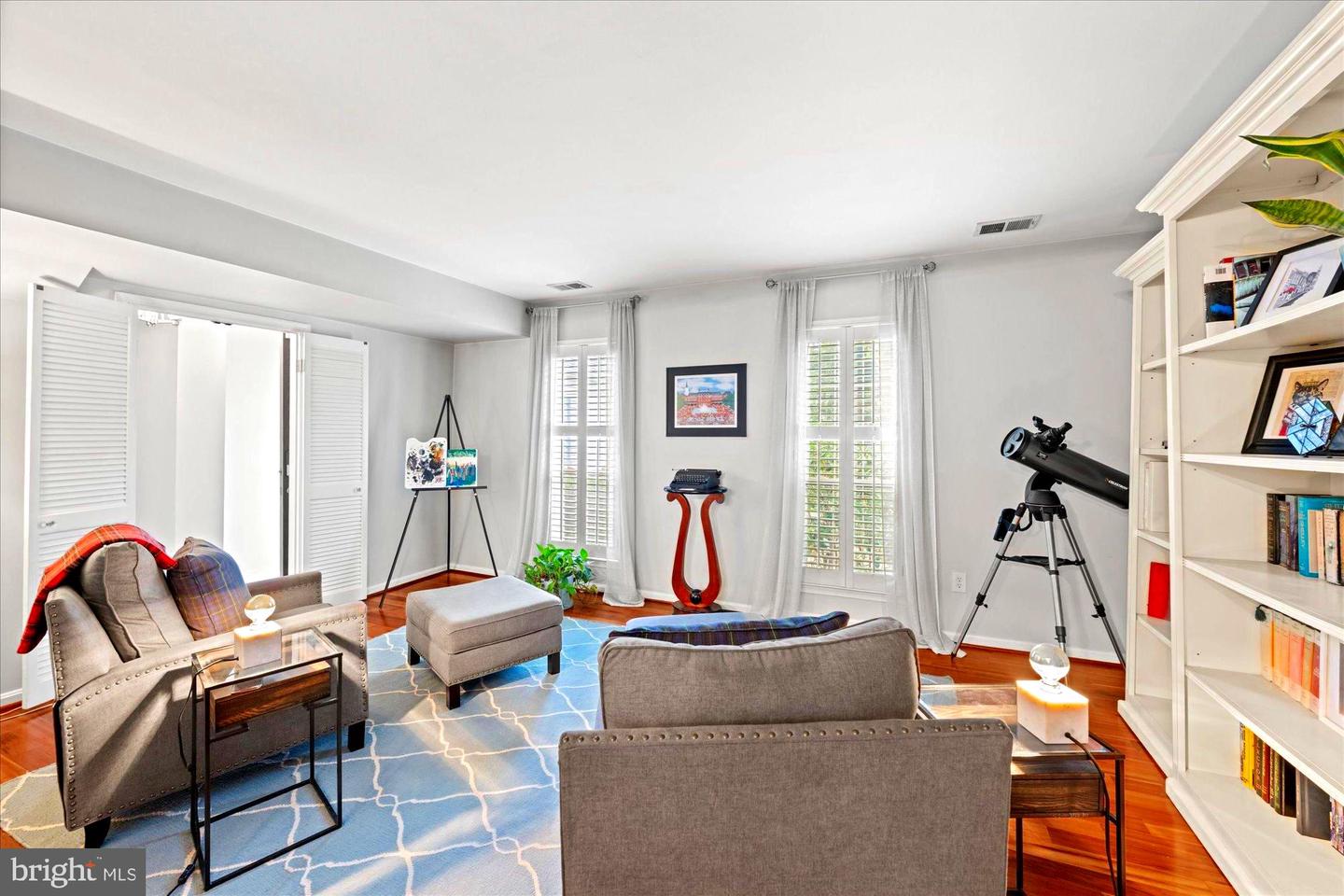 7204 RACEPOINT WAY, ALEXANDRIA, Virginia 22315, 4 Bedrooms Bedrooms, 13 Rooms Rooms,3 BathroomsBathrooms,Residential,For sale,7204 RACEPOINT WAY,VAFX2270186 MLS # VAFX2270186