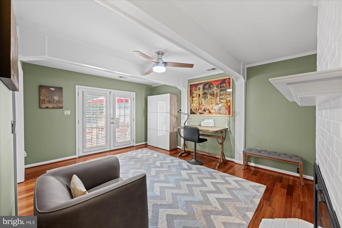 7204 RACEPOINT WAY, ALEXANDRIA, Virginia 22315, 4 Bedrooms Bedrooms, 13 Rooms Rooms,3 BathroomsBathrooms,Residential,For sale,7204 RACEPOINT WAY,VAFX2270186 MLS # VAFX2270186