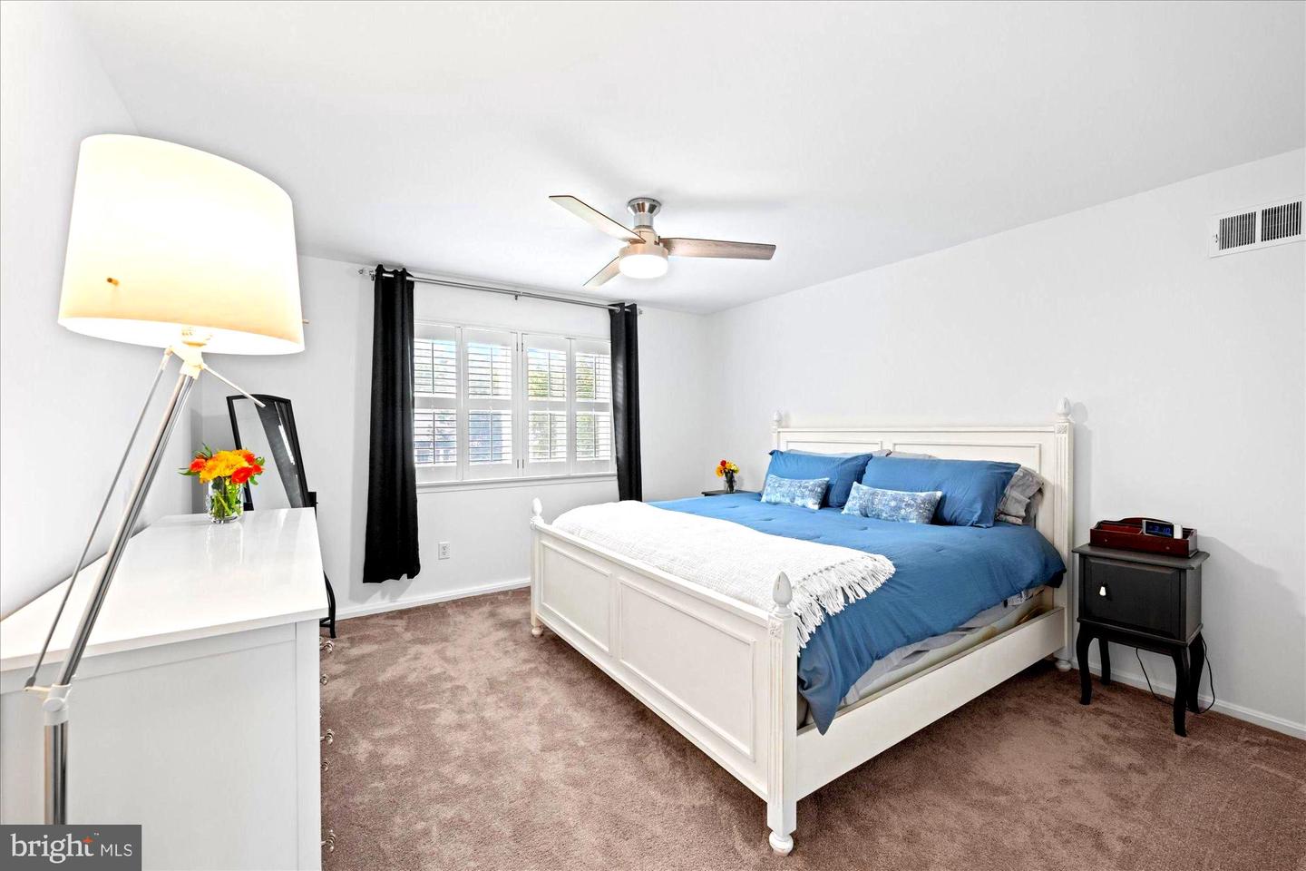 7204 RACEPOINT WAY, ALEXANDRIA, Virginia 22315, 4 Bedrooms Bedrooms, 13 Rooms Rooms,3 BathroomsBathrooms,Residential,For sale,7204 RACEPOINT WAY,VAFX2270186 MLS # VAFX2270186