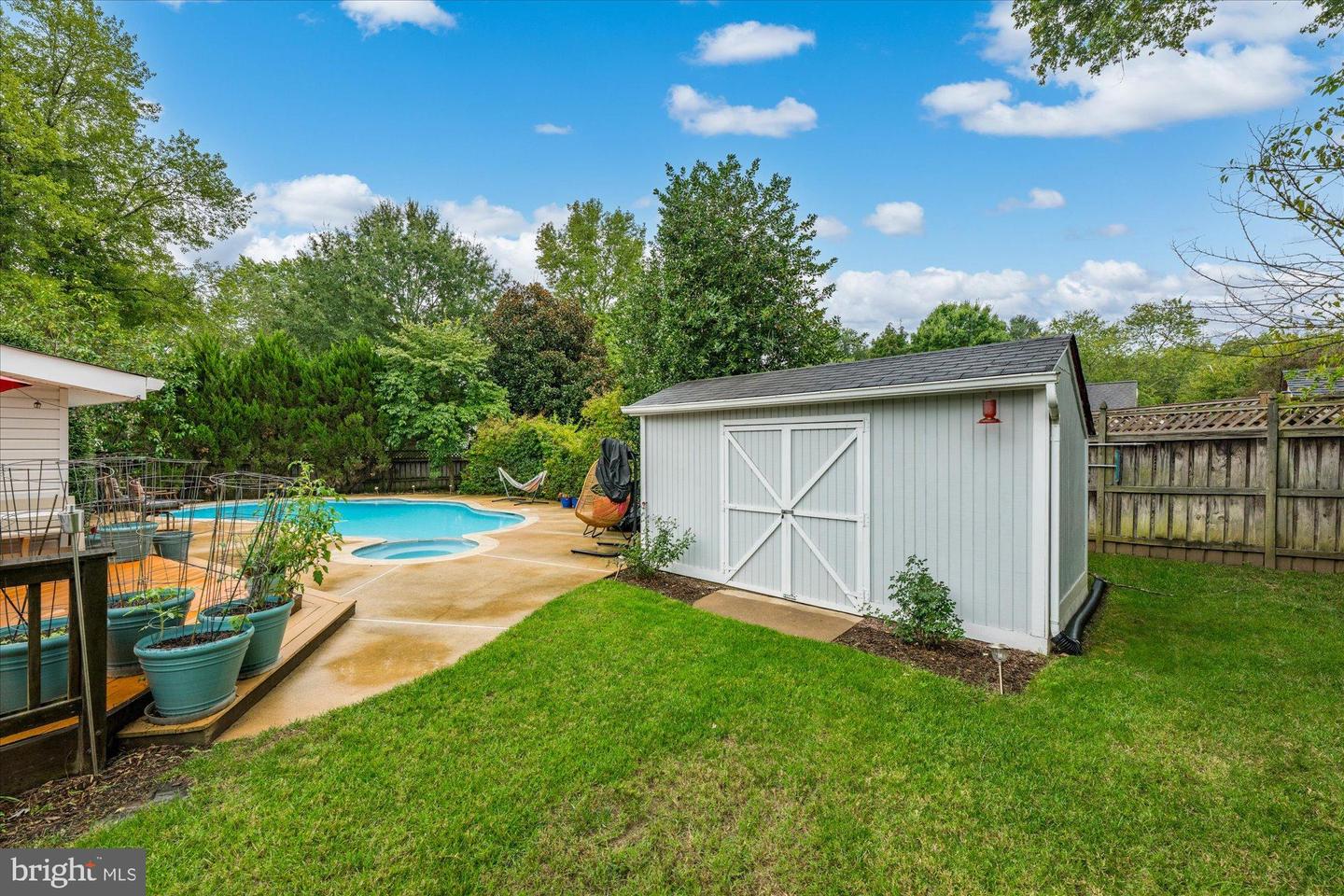 7204 RACEPOINT WAY, ALEXANDRIA, Virginia 22315, 4 Bedrooms Bedrooms, 13 Rooms Rooms,3 BathroomsBathrooms,Residential,For sale,7204 RACEPOINT WAY,VAFX2270186 MLS # VAFX2270186