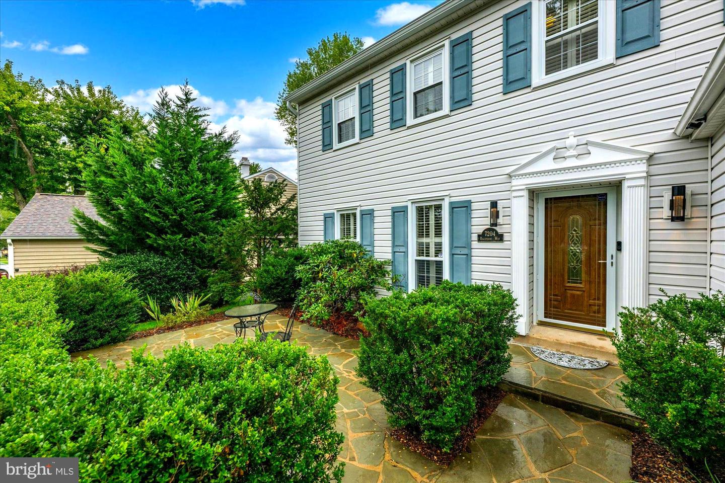 7204 RACEPOINT WAY, ALEXANDRIA, Virginia 22315, 4 Bedrooms Bedrooms, 13 Rooms Rooms,3 BathroomsBathrooms,Residential,For sale,7204 RACEPOINT WAY,VAFX2270186 MLS # VAFX2270186