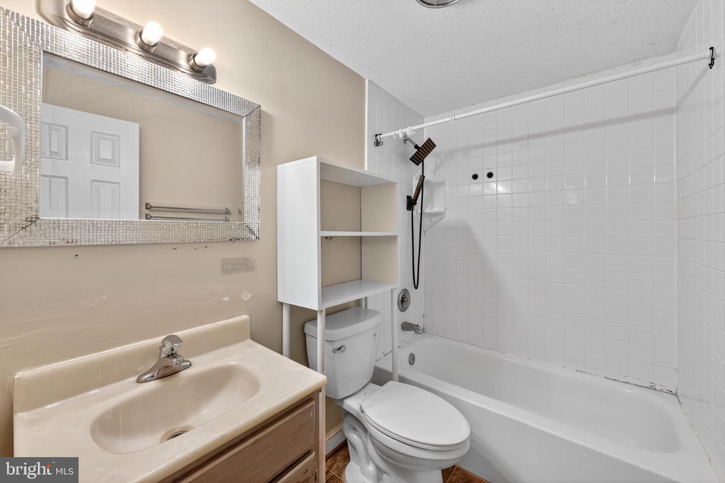 14514 EL RIO CT, WOODBRIDGE, Virginia 22193, 4 Bedrooms Bedrooms, ,3 BathroomsBathrooms,Residential,For sale,14514 EL RIO CT,VAPW2105616 MLS # VAPW2105616 14514 EL RIO CT, WOODBRIDGE, Virginia 22193, 4 Bedrooms Bedrooms, ,3 BathroomsBathrooms,Residential,For sale,14514 EL RIO CT,VAPW2105616 MLS # VAPW2105616