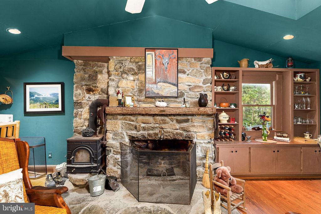 1463 QUAKER RUN RD, BANCO, Virginia 22711, 2 Bedrooms Bedrooms, ,1 BathroomBathrooms,Residential,For sale,1463 QUAKER RUN RD,VAMA2002502 MLS # VAMA2002502 1463 QUAKER RUN RD, BANCO, Virginia 22711, 2 Bedrooms Bedrooms, ,1 BathroomBathrooms,Residential,For sale,1463 QUAKER RUN RD,VAMA2002502 MLS # VAMA2002502