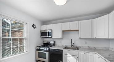 1403 BELLE VIEW BLVD #B-1, ALEXANDRIA, Virginia 22307, 2 Bedrooms Bedrooms, ,1 BathroomBathrooms,Residential,For sale,1403 BELLE VIEW BLVD #B-1,VAFX2276410 MLS # VAFX2276410