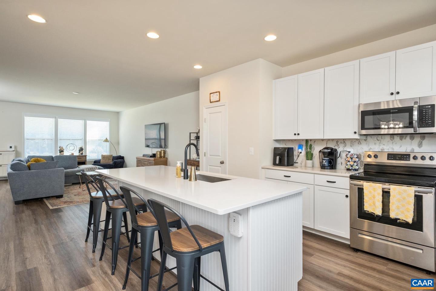 3028 HORIZON RD, CHARLOTTESVILLE, Virginia 22902, 3 Bedrooms Bedrooms, ,2 BathroomsBathrooms,Residential,For sale,3028 HORIZON RD,670475 MLS # 670475