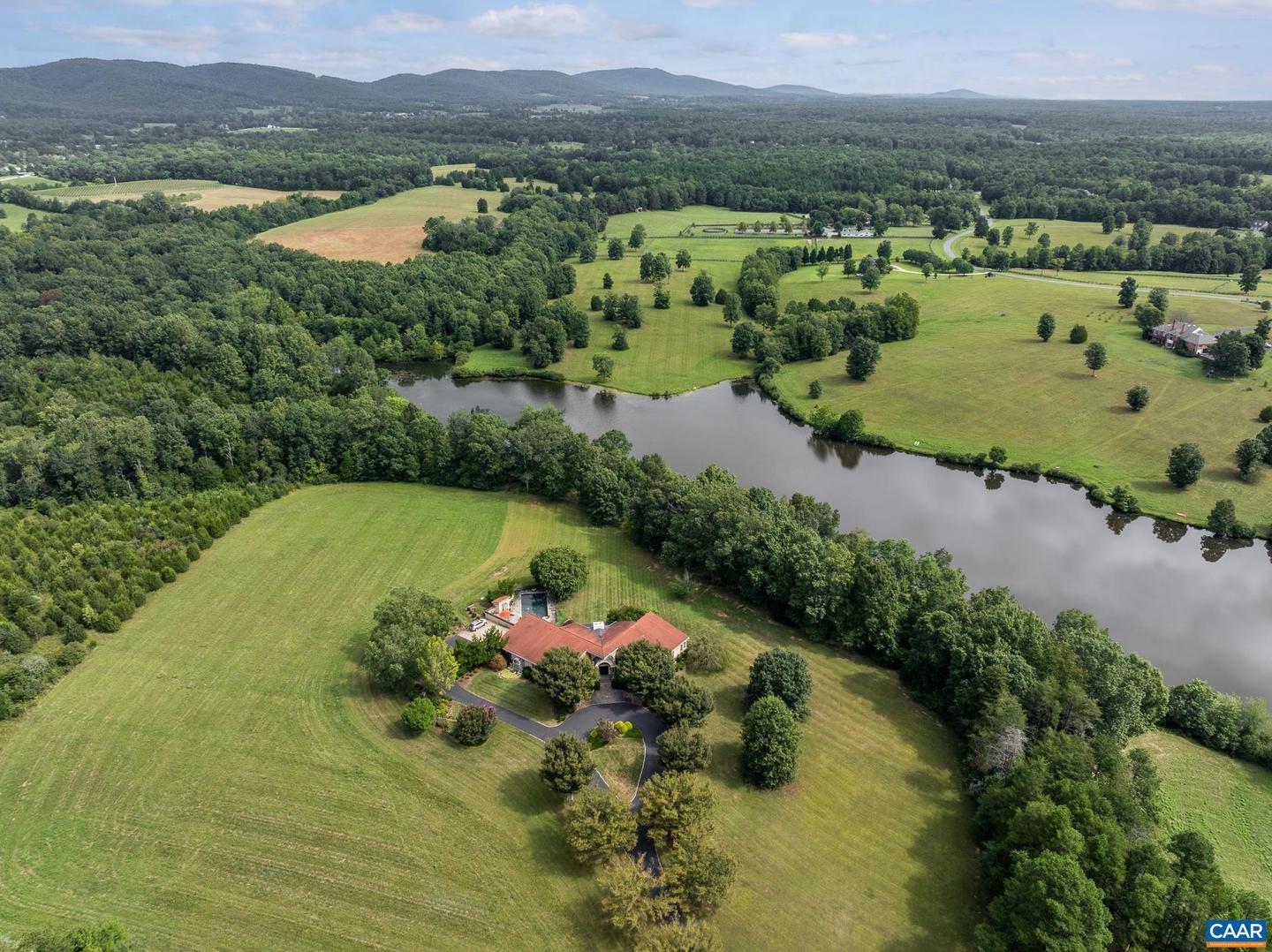 4798 BARN FIELD DR, KESWICK, Virginia 22947, 3 Bedrooms Bedrooms, ,3 BathroomsBathrooms,Residential,For sale,4798 BARN FIELD DR,670493 MLS # 670493 4798 BARN FIELD DR, KESWICK, Virginia 22947, 3 Bedrooms Bedrooms, ,3 BathroomsBathrooms,Residential,For sale,4798 BARN FIELD DR,670493 MLS # 670493