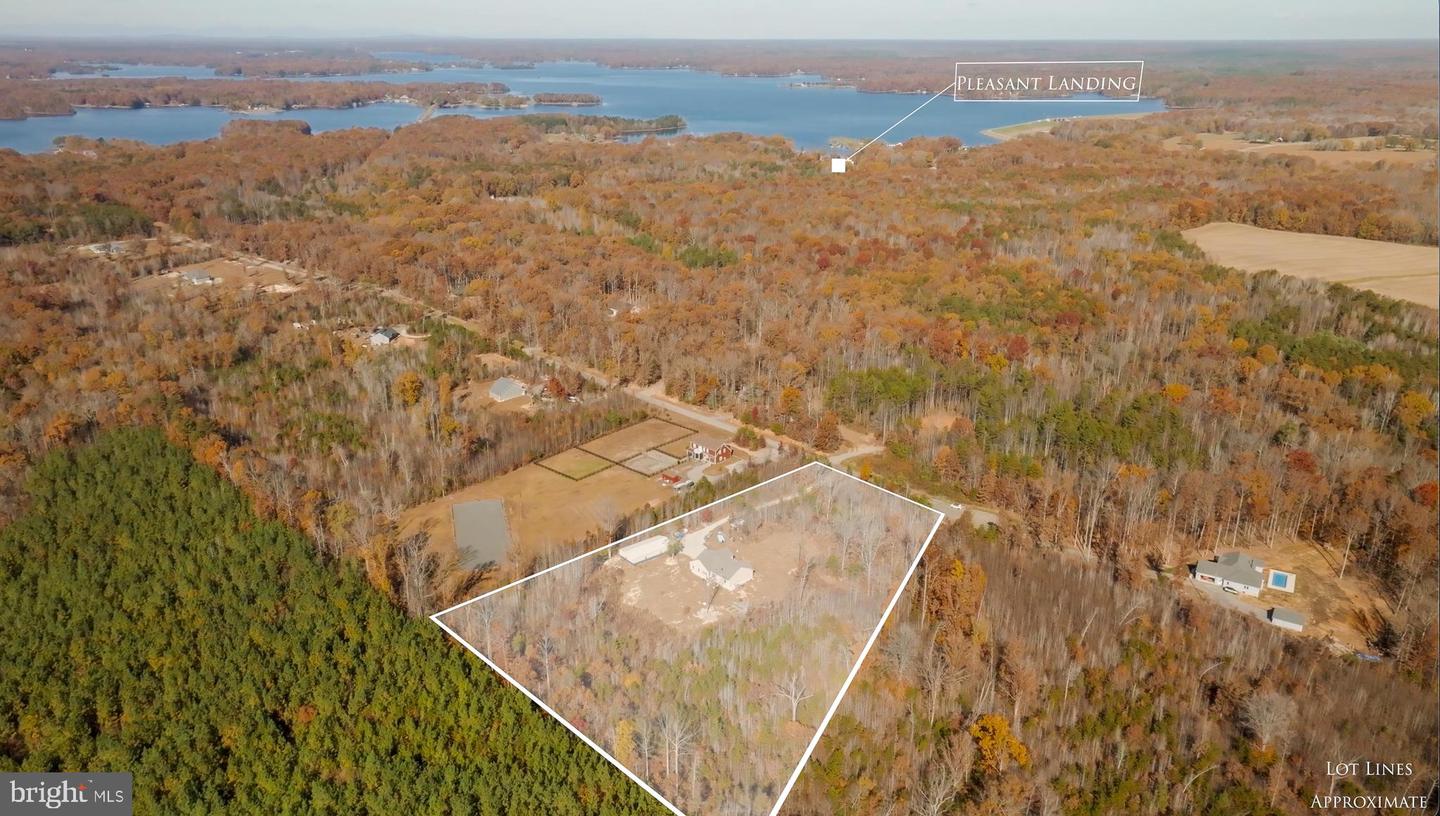 564 EQUESTRIAN LANDING TRL, BUMPASS, Virginia 23024, 4 Bedrooms Bedrooms, ,2 BathroomsBathrooms,Residential,For sale,564 EQUESTRIAN LANDING TRL,VALA2008856 MLS # VALA2008856