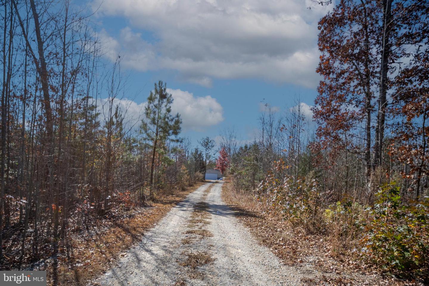 564 EQUESTRIAN LANDING TRL, BUMPASS, Virginia 23024, 4 Bedrooms Bedrooms, ,2 BathroomsBathrooms,Residential,For sale,564 EQUESTRIAN LANDING TRL,VALA2008856 MLS # VALA2008856