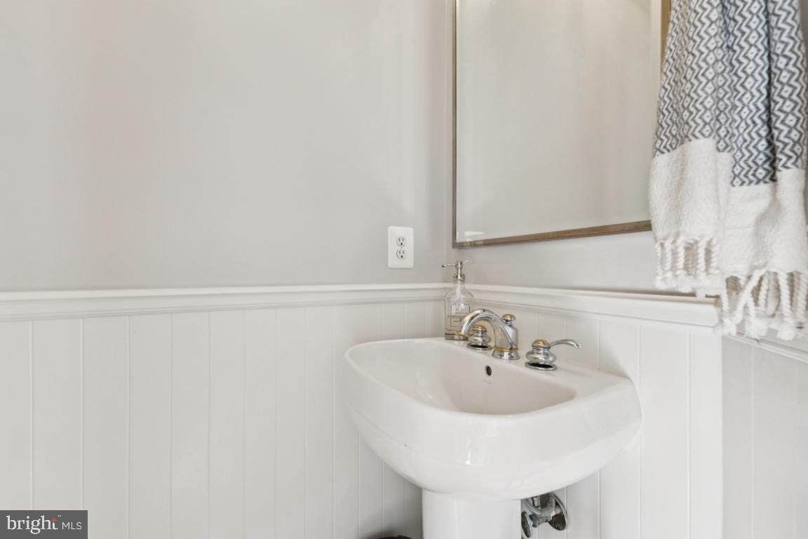 7744 GRANDWIND DR, LORTON, Virginia 22079, 3 Bedrooms Bedrooms, ,2 BathroomsBathrooms,Residential,For sale,7744 GRANDWIND DR,VAFX2278208 MLS # VAFX2278208