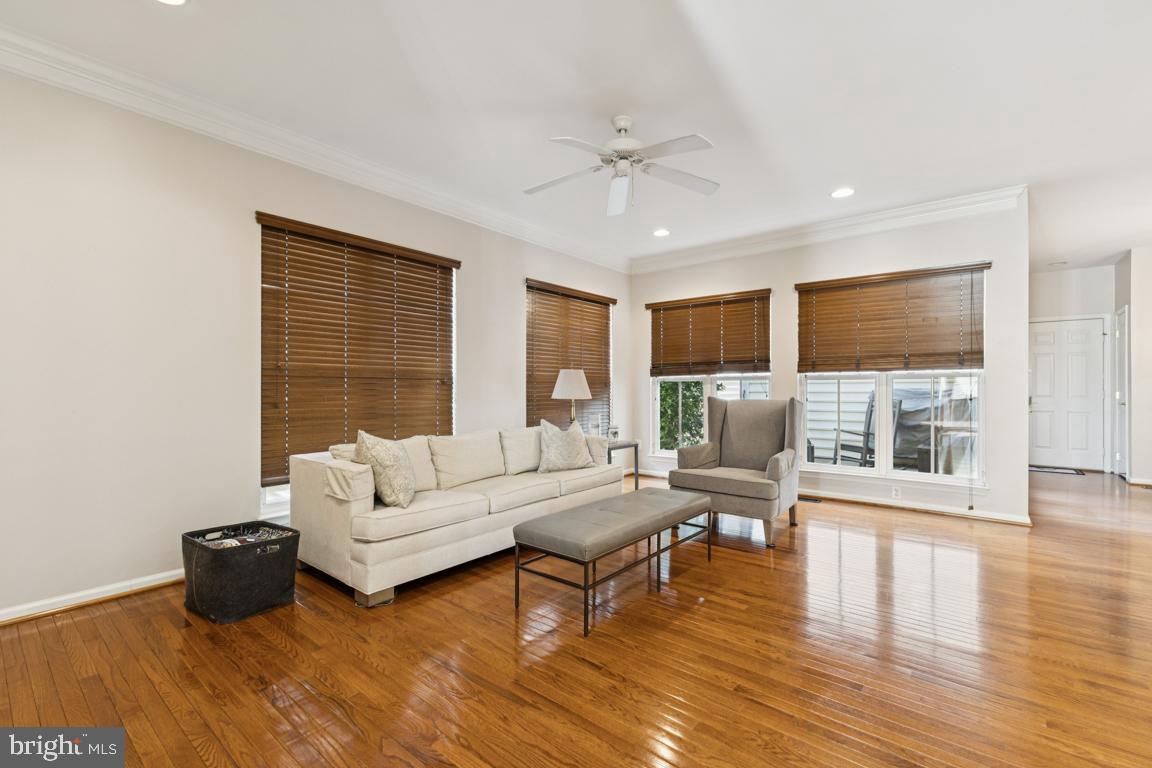 7744 GRANDWIND DR, LORTON, Virginia 22079, 3 Bedrooms Bedrooms, ,2 BathroomsBathrooms,Residential,For sale,7744 GRANDWIND DR,VAFX2278208 MLS # VAFX2278208