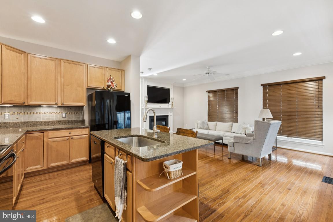 7744 GRANDWIND DR, LORTON, Virginia 22079, 3 Bedrooms Bedrooms, ,2 BathroomsBathrooms,Residential,For sale,7744 GRANDWIND DR,VAFX2278208 MLS # VAFX2278208