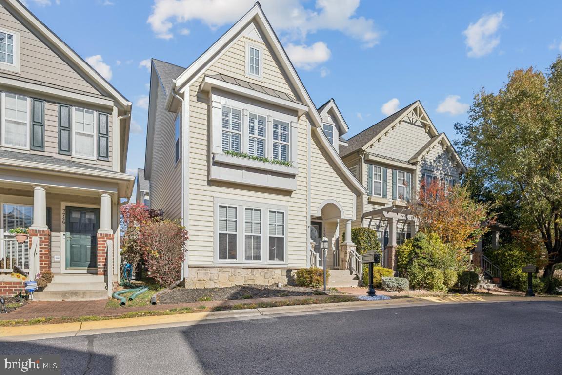 7744 GRANDWIND DR, LORTON, Virginia 22079, 3 Bedrooms Bedrooms, ,2 BathroomsBathrooms,Residential,For sale,7744 GRANDWIND DR,VAFX2278208 MLS # VAFX2278208