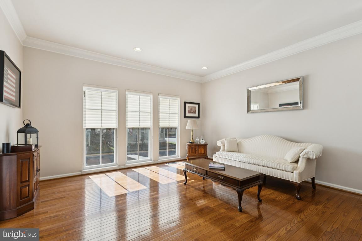 7744 GRANDWIND DR, LORTON, Virginia 22079, 3 Bedrooms Bedrooms, ,2 BathroomsBathrooms,Residential,For sale,7744 GRANDWIND DR,VAFX2278208 MLS # VAFX2278208