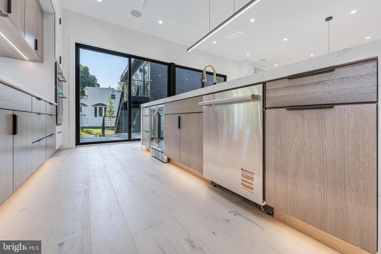 3215 COFER RD, FALLS CHURCH, Virginia 22042, 6 Bedrooms Bedrooms, ,6 BathroomsBathrooms,Residential,For sale,3215 COFER RD,VAFX2278438 MLS # VAFX2278438 3215 COFER RD, FALLS CHURCH, Virginia 22042, 6 Bedrooms Bedrooms, ,6 BathroomsBathrooms,Residential,For sale,3215 COFER RD,VAFX2278438 MLS # VAFX2278438