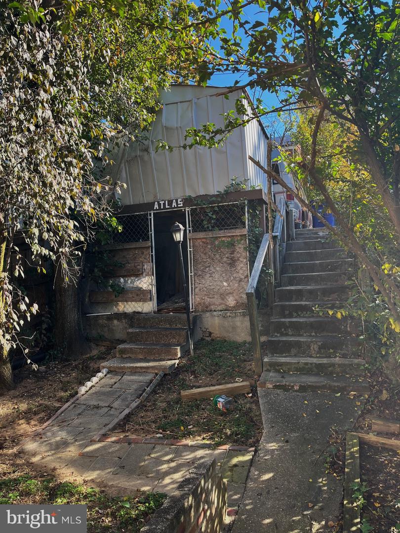 1626 FORT DUPONT ST SE, WASHINGTON, District Of Columbia 20020, 2 Bedrooms Bedrooms, ,1 BathroomBathrooms,Residential,For sale,1626 FORT DUPONT ST SE,DCDC2231058 MLS # DCDC2231058