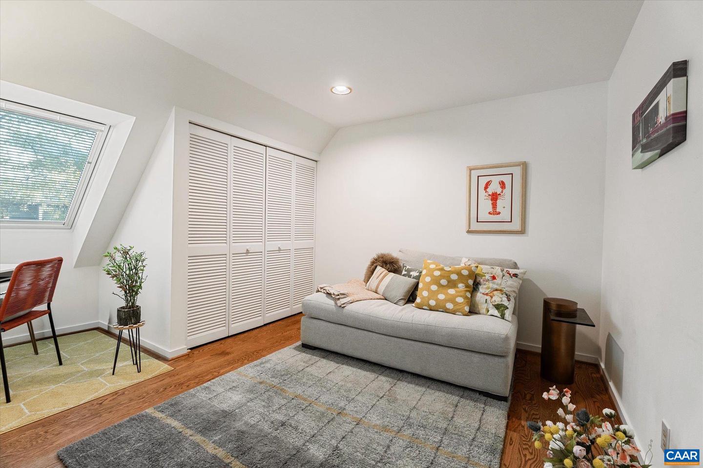 301 NW 2ND ST #C, CHARLOTTESVILLE, Virginia 22902, 2 Bedrooms Bedrooms, ,2 BathroomsBathrooms,Residential,For sale,301 NW 2ND ST #C,670896 MLS # 670896