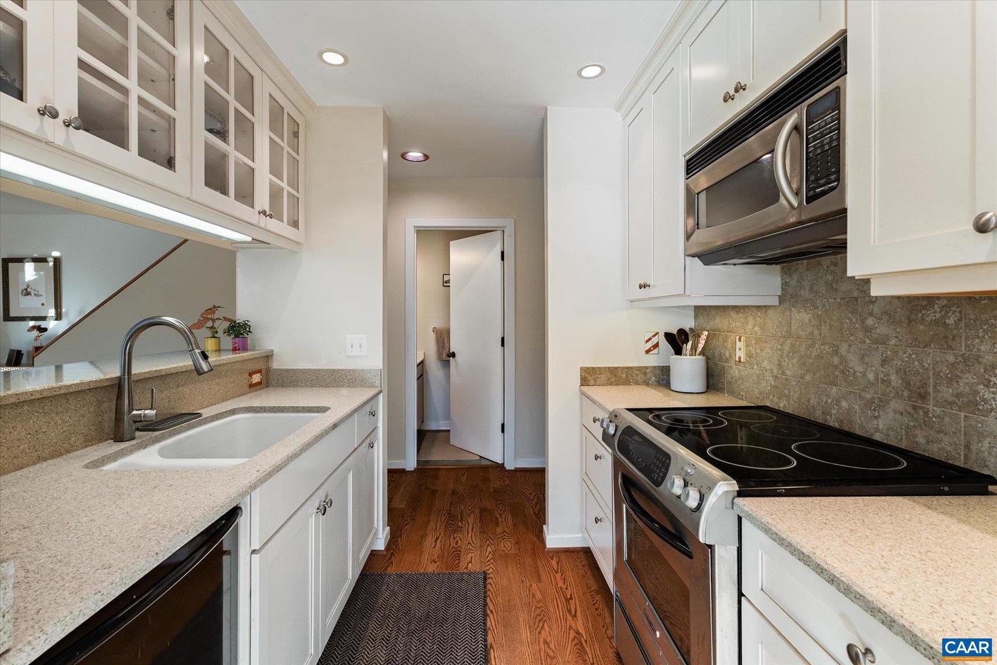 301 NW 2ND ST #C, CHARLOTTESVILLE, Virginia 22902, 2 Bedrooms Bedrooms, ,2 BathroomsBathrooms,Residential,For sale,301 NW 2ND ST #C,670896 MLS # 670896