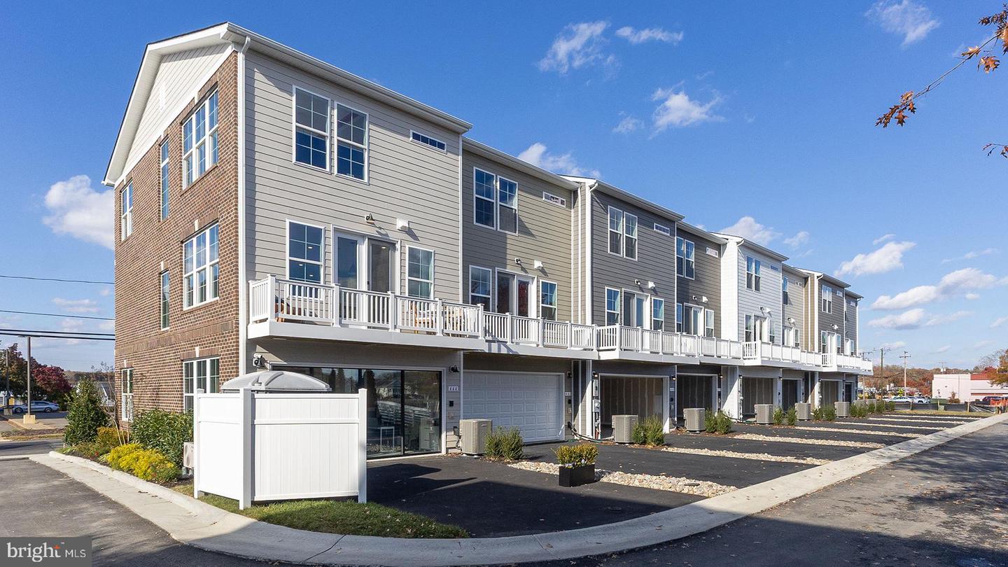 442 GERMANIA ST, FREDERICKSBURG, Virginia 22401, 3 Bedrooms Bedrooms, ,3 BathroomsBathrooms,Residential,For sale,442 GERMANIA ST,VAFB2009270 MLS # VAFB2009270