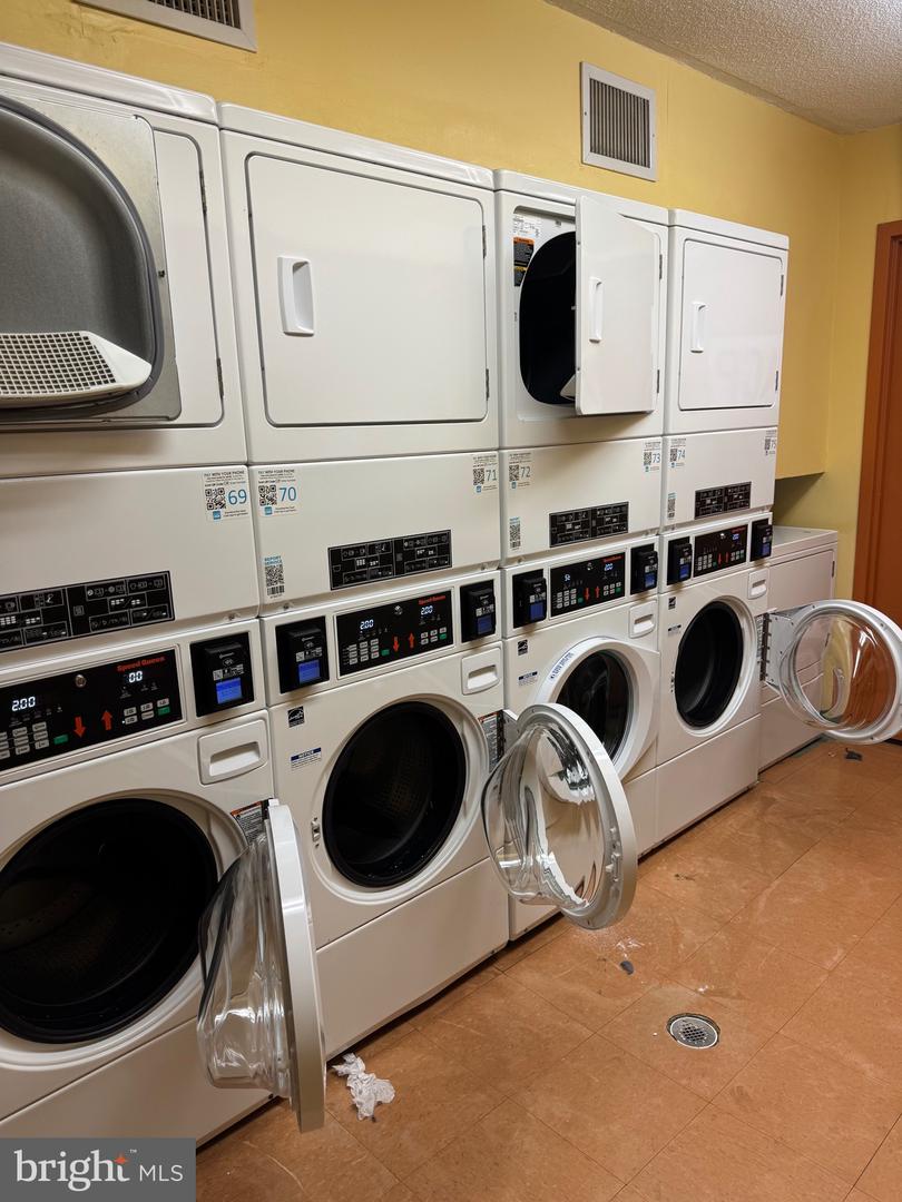 60 S VAN DORN ST #314, ALEXANDRIA, Virginia 22304, 1 Bedroom Bedrooms, ,1 BathroomBathrooms,Residential,For sale,60 S VAN DORN ST #314,VAAX2051612 MLS # VAAX2051612