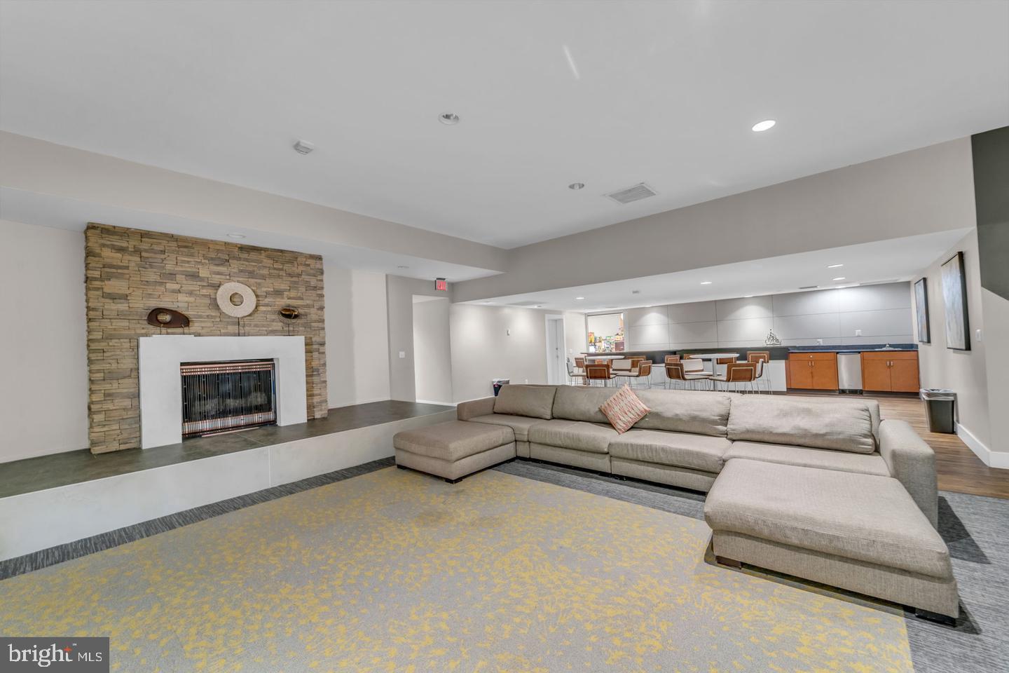 60 S VAN DORN ST #314, ALEXANDRIA, Virginia 22304, 1 Bedroom Bedrooms, ,1 BathroomBathrooms,Residential,For sale,60 S VAN DORN ST #314,VAAX2051612 MLS # VAAX2051612 60 S VAN DORN ST #314, ALEXANDRIA, Virginia 22304, 1 Bedroom Bedrooms, ,1 BathroomBathrooms,Residential,For sale,60 S VAN DORN ST #314,VAAX2051612 MLS # VAAX2051612