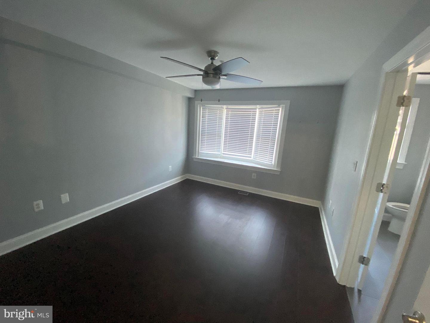 2256 S GARFIELD ST #11, ARLINGTON, Virginia 22206, 3 Bedrooms Bedrooms, ,3 BathroomsBathrooms,Residential,For sale,2256 S GARFIELD ST #11,VAAR2065886 MLS # VAAR2065886