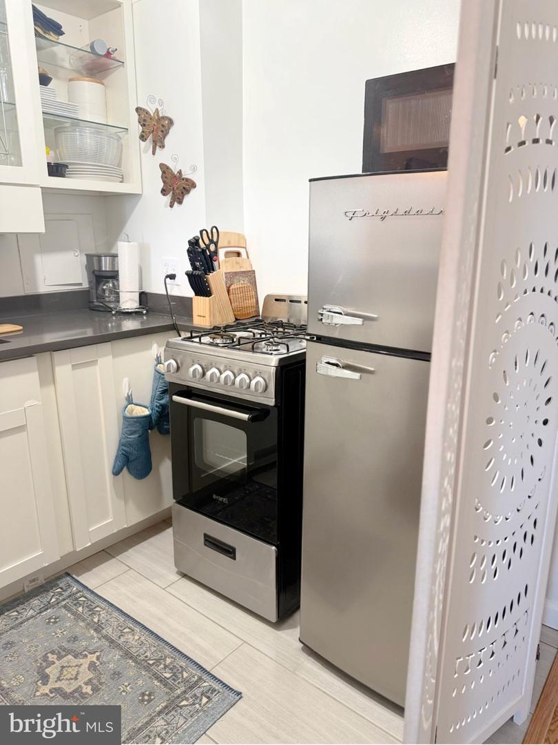 2800 WISCONSIN AVE NW #705, WASHINGTON, District Of Columbia 20007, 2 Rooms Rooms,1 BathroomBathrooms,Residential,For sale,2800 WISCONSIN AVE NW #705,DCDC2231068 MLS # DCDC2231068