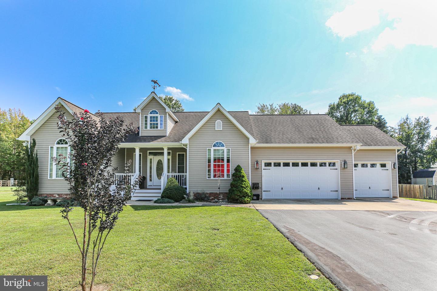 11 WOODROW DR, STAFFORD, Virginia 22554, 3 Bedrooms Bedrooms, ,2 BathroomsBathrooms,Residential,For sale,11 WOODROW DR,VAST2044132 MLS # VAST2044132