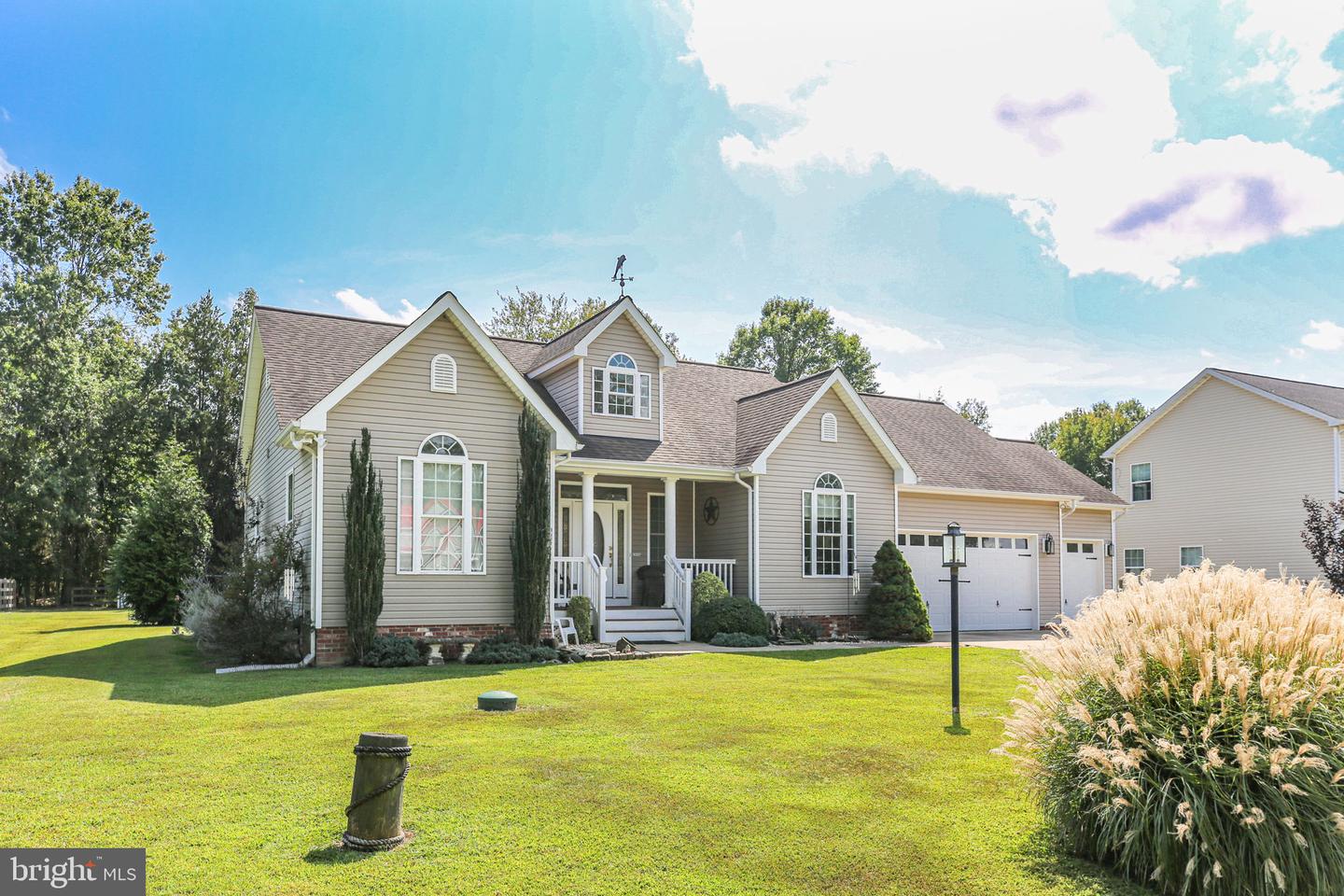 11 WOODROW DR, STAFFORD, Virginia 22554, 3 Bedrooms Bedrooms, ,2 BathroomsBathrooms,Residential,For sale,11 WOODROW DR,VAST2044132 MLS # VAST2044132