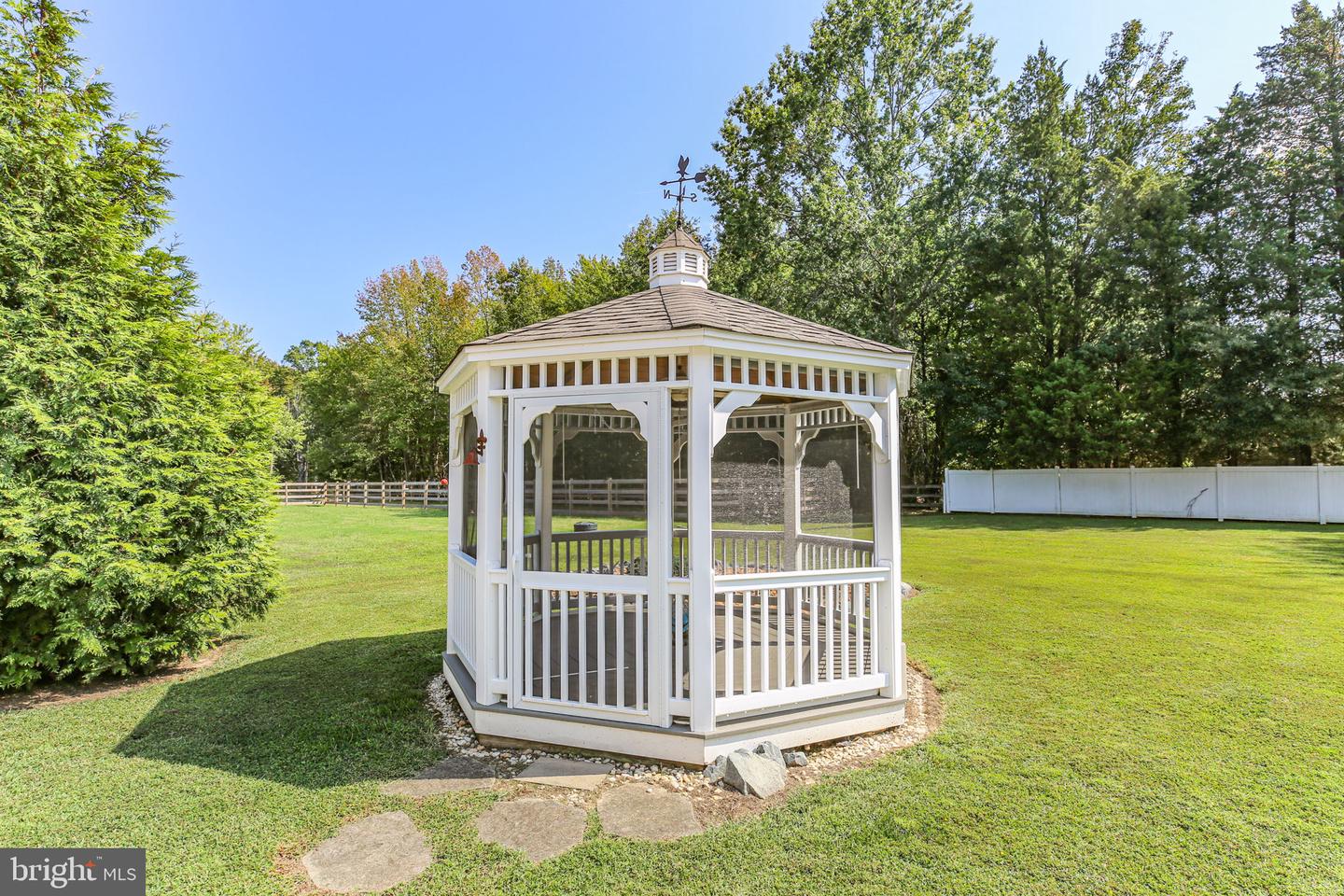 11 WOODROW DR, STAFFORD, Virginia 22554, 3 Bedrooms Bedrooms, ,2 BathroomsBathrooms,Residential,For sale,11 WOODROW DR,VAST2044132 MLS # VAST2044132