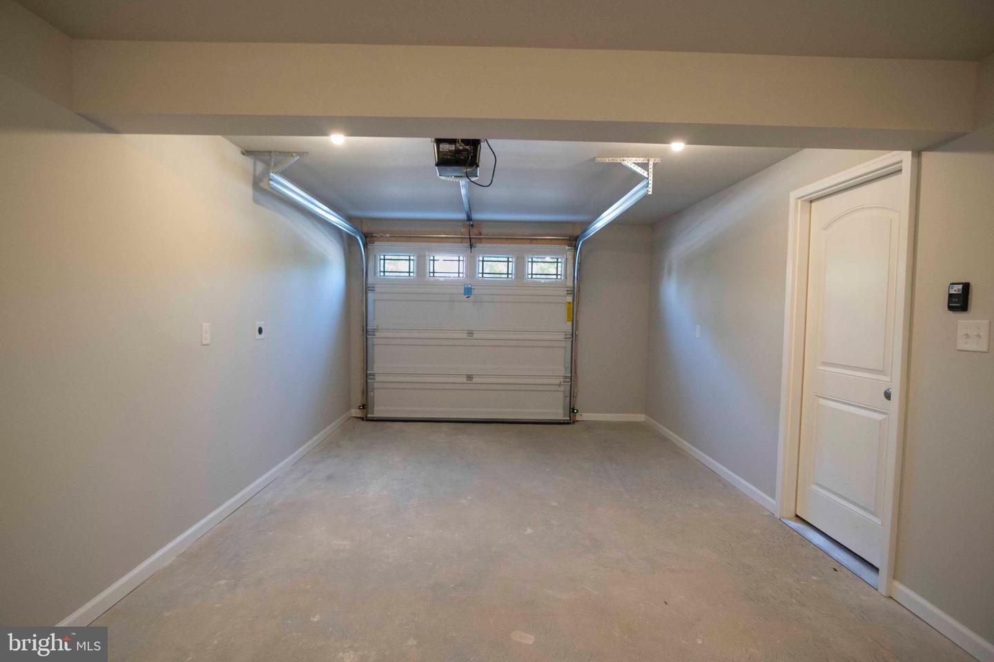 33 DUCK ST W, FRONT ROYAL, Virginia 22630, 3 Bedrooms Bedrooms, ,3 BathroomsBathrooms,Residential,For sale,33 DUCK ST W,VAWR2012746 MLS # VAWR2012746