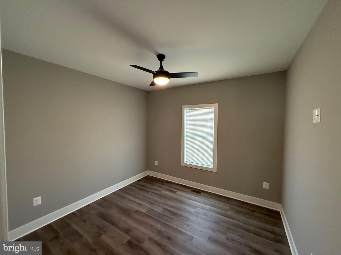 145 AZURE DRIVE, COLONIAL BEACH, Virginia 22443, 3 Bedrooms Bedrooms, ,2 BathroomsBathrooms,Residential,For sale,145 AZURE DRIVE,VAWE2009604 MLS # VAWE2009604