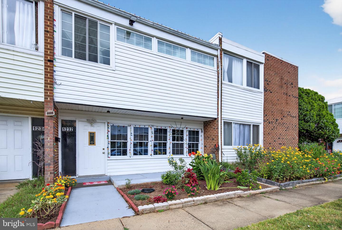 1232 WILSHIRE DR, HERNDON, Virginia 20170, 3 Bedrooms Bedrooms, ,2 BathroomsBathrooms,Residential,For sale,1232 WILSHIRE DR,VAFX2266018 MLS # VAFX2266018 1232 WILSHIRE DR, HERNDON, Virginia 20170, 3 Bedrooms Bedrooms, ,2 BathroomsBathrooms,Residential,For sale,1232 WILSHIRE DR,VAFX2266018 MLS # VAFX2266018