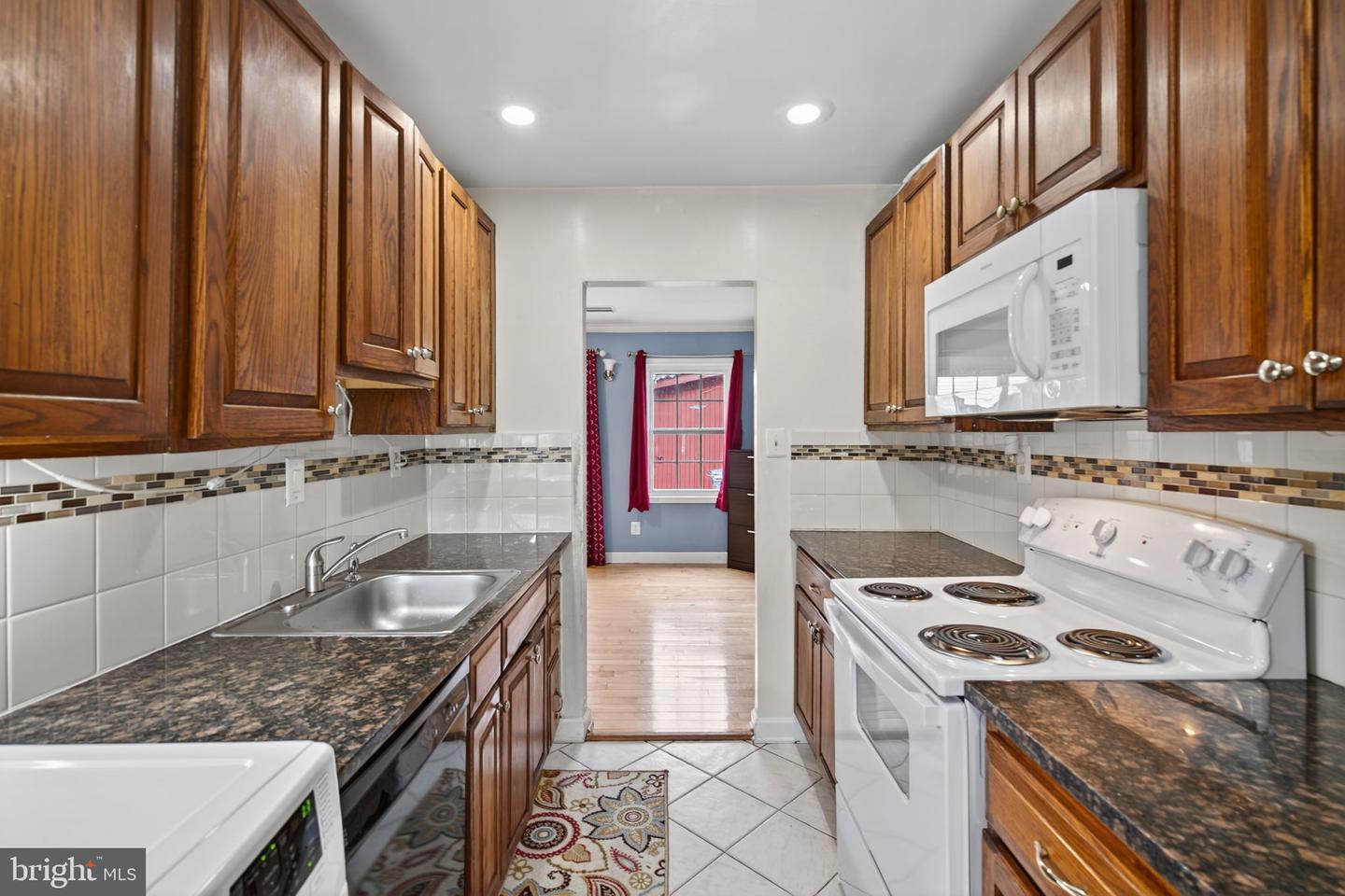 1232 WILSHIRE DR, HERNDON, Virginia 20170, 3 Bedrooms Bedrooms, ,2 BathroomsBathrooms,Residential,For sale,1232 WILSHIRE DR,VAFX2266018 MLS # VAFX2266018 1232 WILSHIRE DR, HERNDON, Virginia 20170, 3 Bedrooms Bedrooms, ,2 BathroomsBathrooms,Residential,For sale,1232 WILSHIRE DR,VAFX2266018 MLS # VAFX2266018