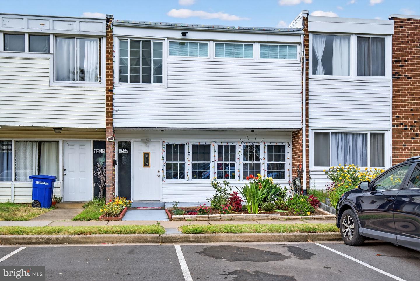 1232 WILSHIRE DR, HERNDON, Virginia 20170, 3 Bedrooms Bedrooms, ,2 BathroomsBathrooms,Residential,For sale,1232 WILSHIRE DR,VAFX2266018 MLS # VAFX2266018 1232 WILSHIRE DR, HERNDON, Virginia 20170, 3 Bedrooms Bedrooms, ,2 BathroomsBathrooms,Residential,For sale,1232 WILSHIRE DR,VAFX2266018 MLS # VAFX2266018