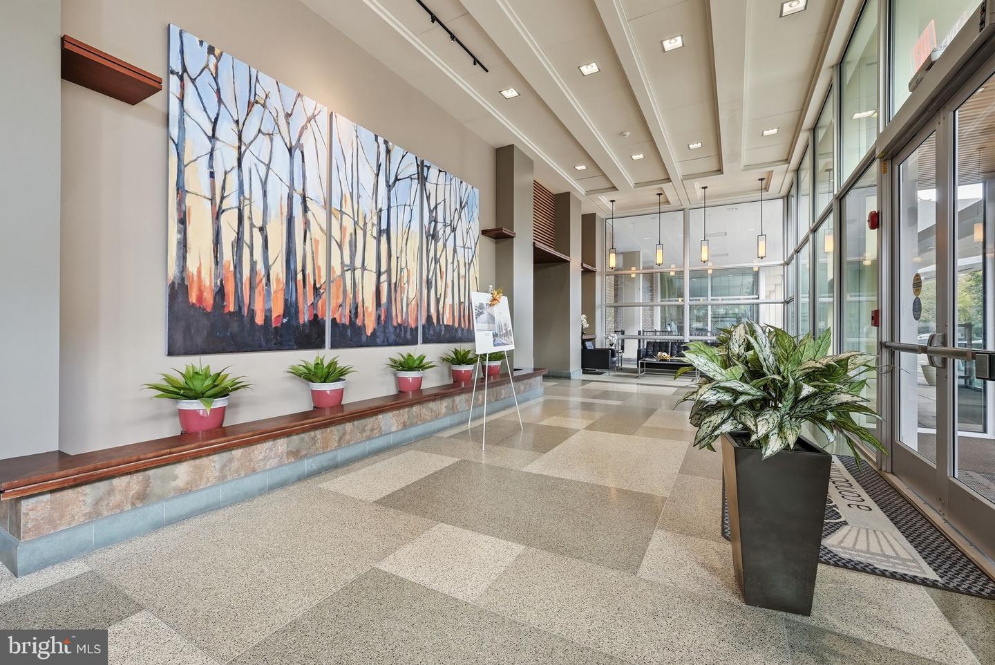 4600 S FOUR MILE RUN DR #321, ARLINGTON, Virginia 22204, 1 Bedroom Bedrooms, ,1 BathroomBathrooms,Residential,For sale,4600 S FOUR MILE RUN DR #321,VAAR2065268 MLS # VAAR2065268