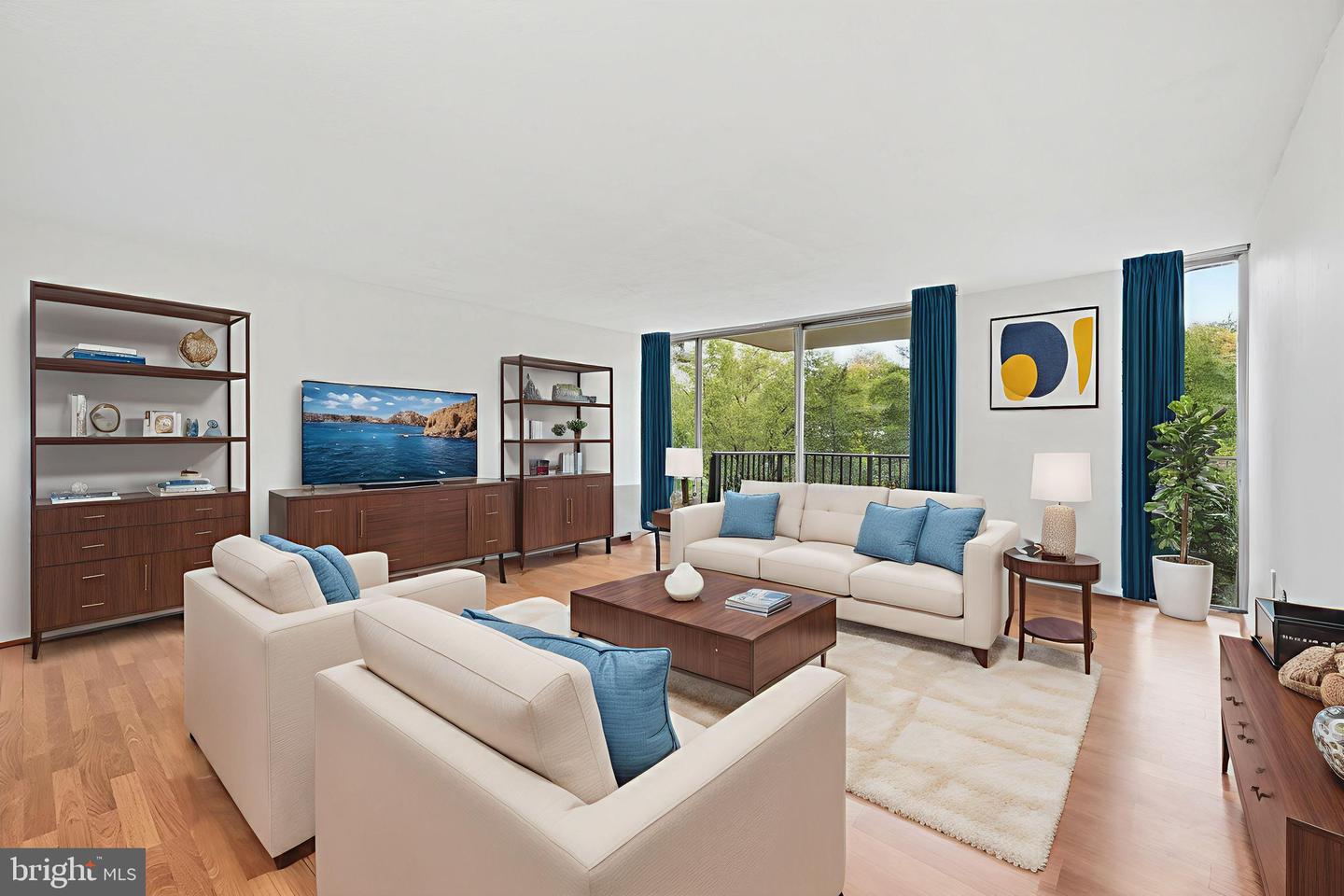 4600 S FOUR MILE RUN DR #321, ARLINGTON, Virginia 22204, 1 Bedroom Bedrooms, ,1 BathroomBathrooms,Residential,For sale,4600 S FOUR MILE RUN DR #321,VAAR2065268 MLS # VAAR2065268