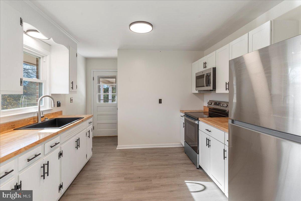 15217 OLD GORDONSVILLE RD, ORANGE, Virginia 22960, 3 Bedrooms Bedrooms, 7 Rooms Rooms,1 BathroomBathrooms,Residential,For sale,15217 OLD GORDONSVILLE RD,VAOR2012720 MLS # VAOR2012720