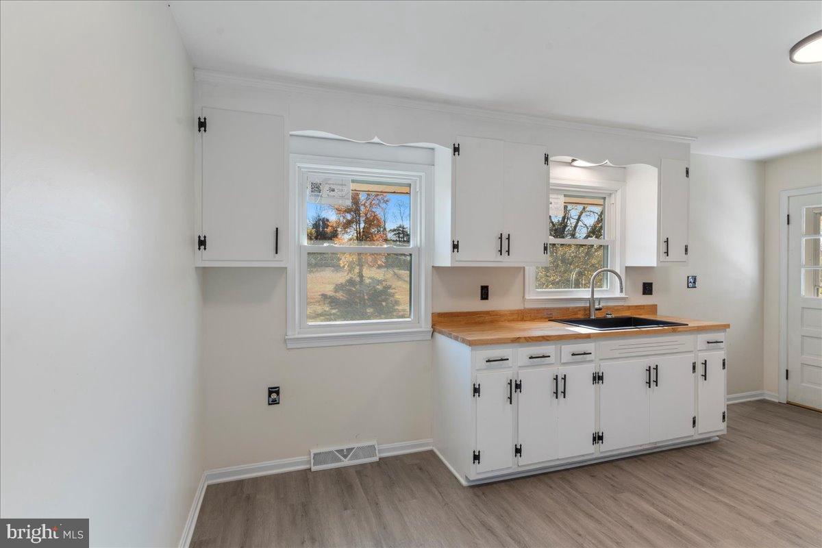 15217 OLD GORDONSVILLE RD, ORANGE, Virginia 22960, 3 Bedrooms Bedrooms, 7 Rooms Rooms,1 BathroomBathrooms,Residential,For sale,15217 OLD GORDONSVILLE RD,VAOR2012720 MLS # VAOR2012720