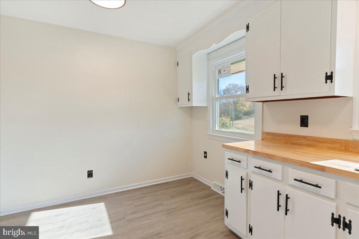 15217 OLD GORDONSVILLE RD, ORANGE, Virginia 22960, 3 Bedrooms Bedrooms, 7 Rooms Rooms,1 BathroomBathrooms,Residential,For sale,15217 OLD GORDONSVILLE RD,VAOR2012720 MLS # VAOR2012720