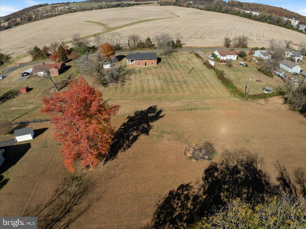 15217 OLD GORDONSVILLE RD, ORANGE, Virginia 22960, 3 Bedrooms Bedrooms, 7 Rooms Rooms,1 BathroomBathrooms,Residential,For sale,15217 OLD GORDONSVILLE RD,VAOR2012720 MLS # VAOR2012720