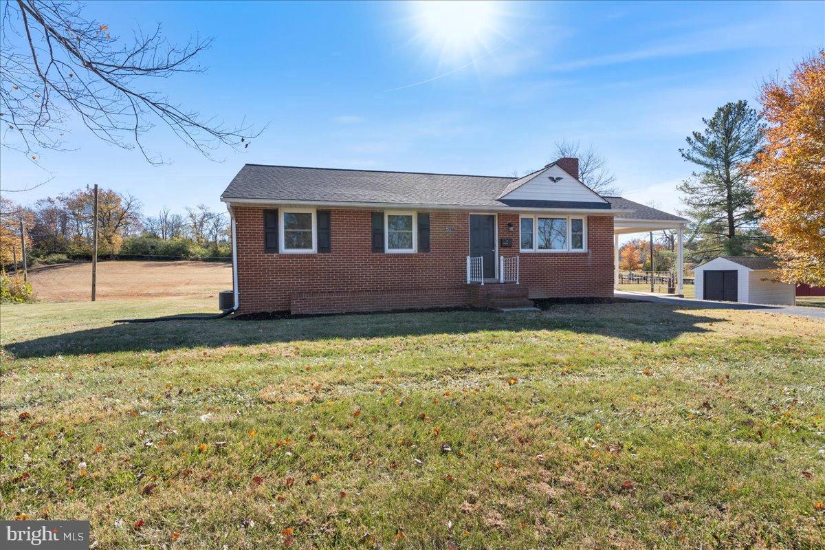 15217 OLD GORDONSVILLE RD, ORANGE, Virginia 22960, 3 Bedrooms Bedrooms, 7 Rooms Rooms,1 BathroomBathrooms,Residential,For sale,15217 OLD GORDONSVILLE RD,VAOR2012720 MLS # VAOR2012720