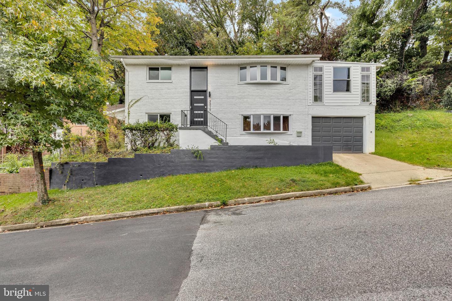 WASHINGTON, District Of Columbia 20020, 4 Bedrooms Bedrooms, 12 Rooms Rooms,3 BathroomsBathrooms,Residential,For sale,DCDC2230646 MLS # DCDC2230646