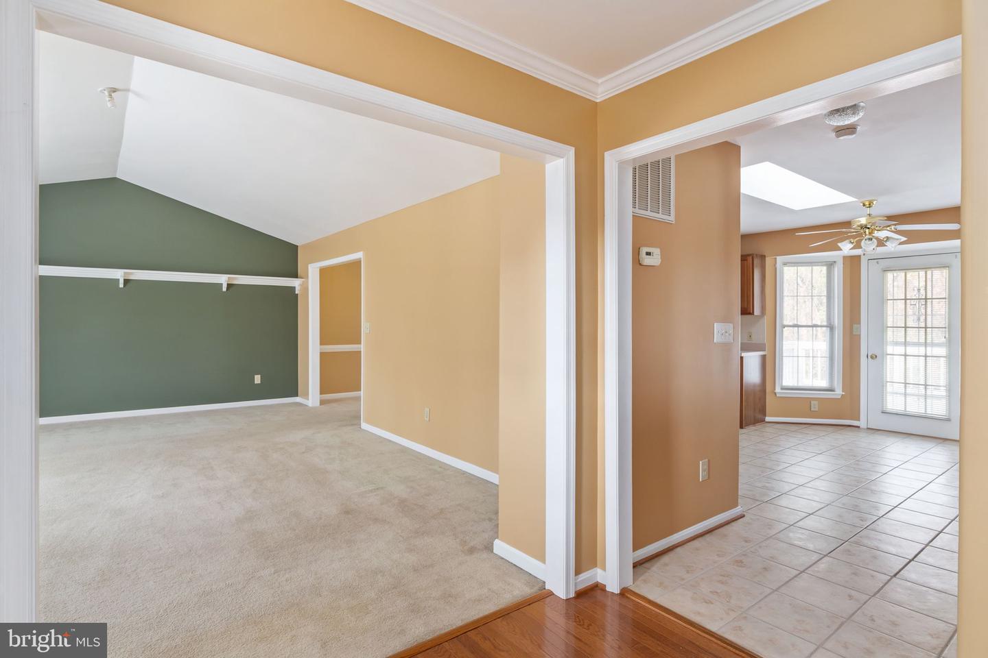 2011 SIERRA DR, FREDERICKSBURG, Virginia 22405, 4 Bedrooms Bedrooms, 13 Rooms Rooms,3 BathroomsBathrooms,Residential,For sale,2011 SIERRA DR,VAST2044128 MLS # VAST2044128