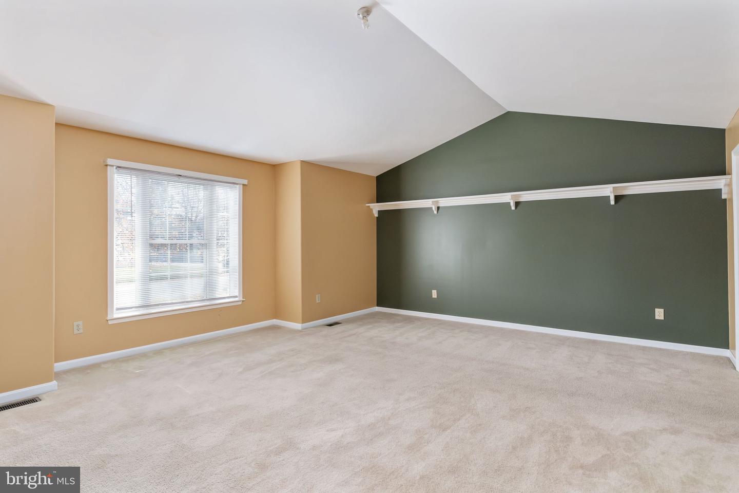 2011 SIERRA DR, FREDERICKSBURG, Virginia 22405, 4 Bedrooms Bedrooms, 13 Rooms Rooms,3 BathroomsBathrooms,Residential,For sale,2011 SIERRA DR,VAST2044128 MLS # VAST2044128