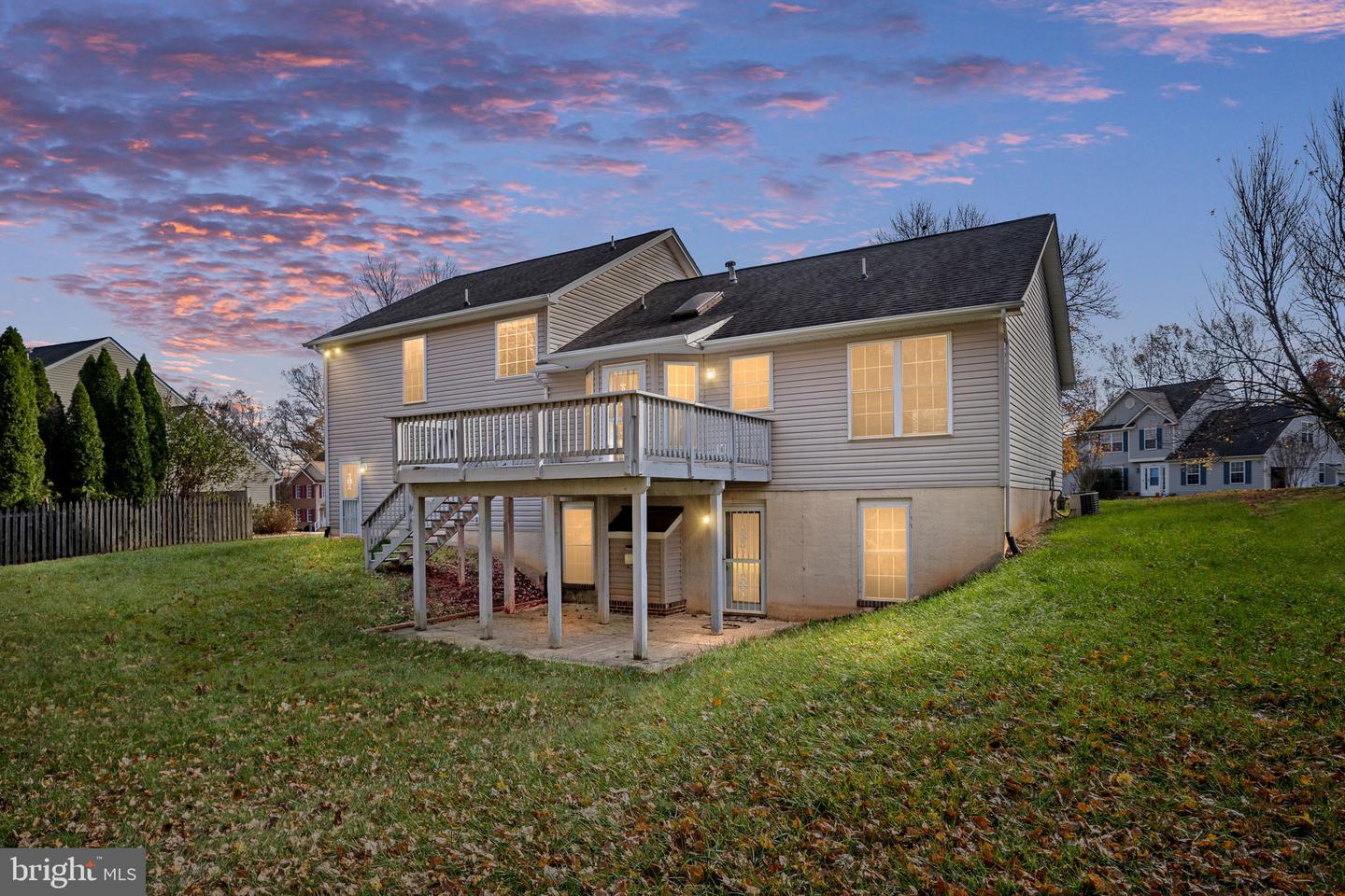 2011 SIERRA DR, FREDERICKSBURG, Virginia 22405, 4 Bedrooms Bedrooms, 13 Rooms Rooms,3 BathroomsBathrooms,Residential,For sale,2011 SIERRA DR,VAST2044128 MLS # VAST2044128