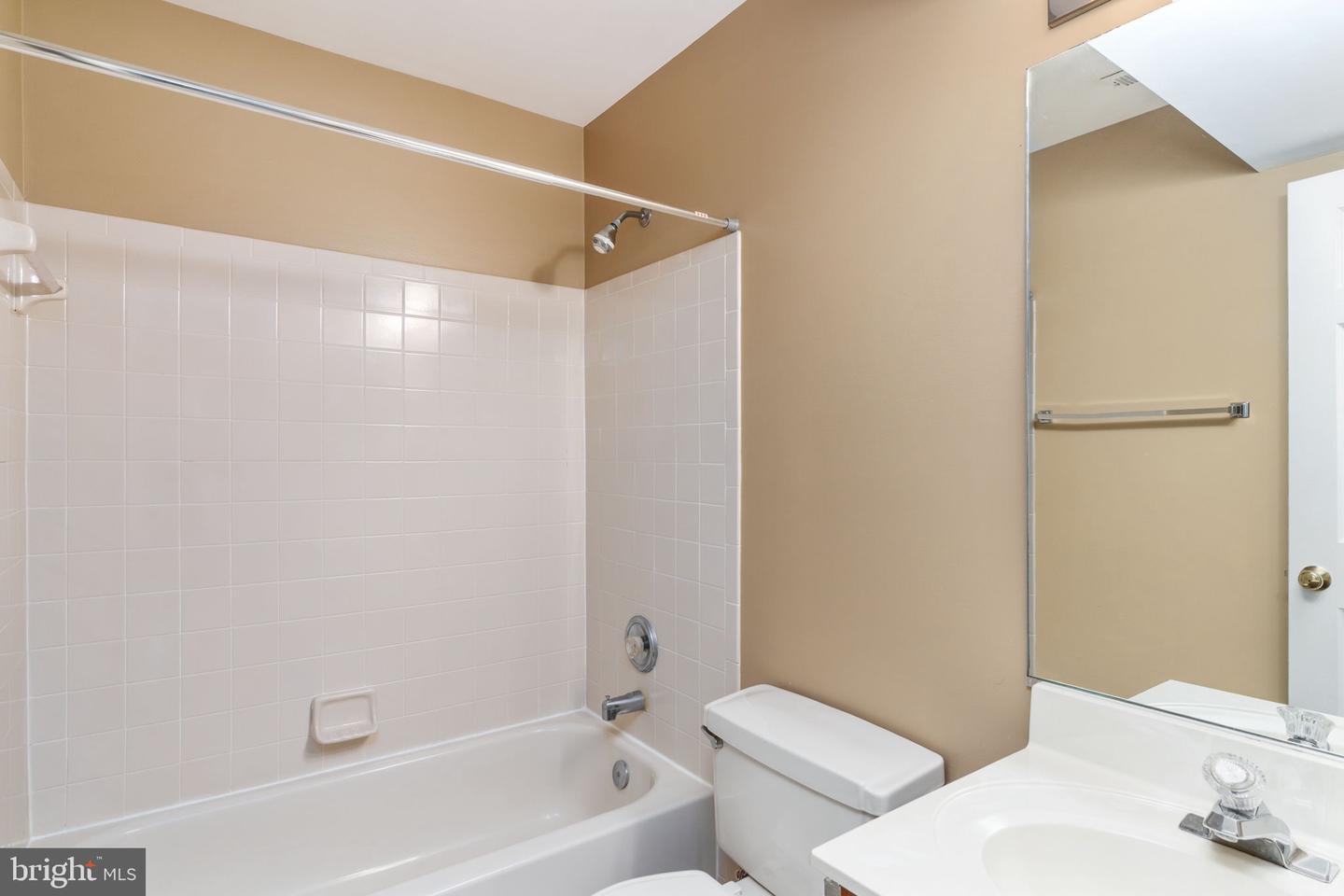 2011 SIERRA DR, FREDERICKSBURG, Virginia 22405, 4 Bedrooms Bedrooms, 13 Rooms Rooms,3 BathroomsBathrooms,Residential,For sale,2011 SIERRA DR,VAST2044128 MLS # VAST2044128