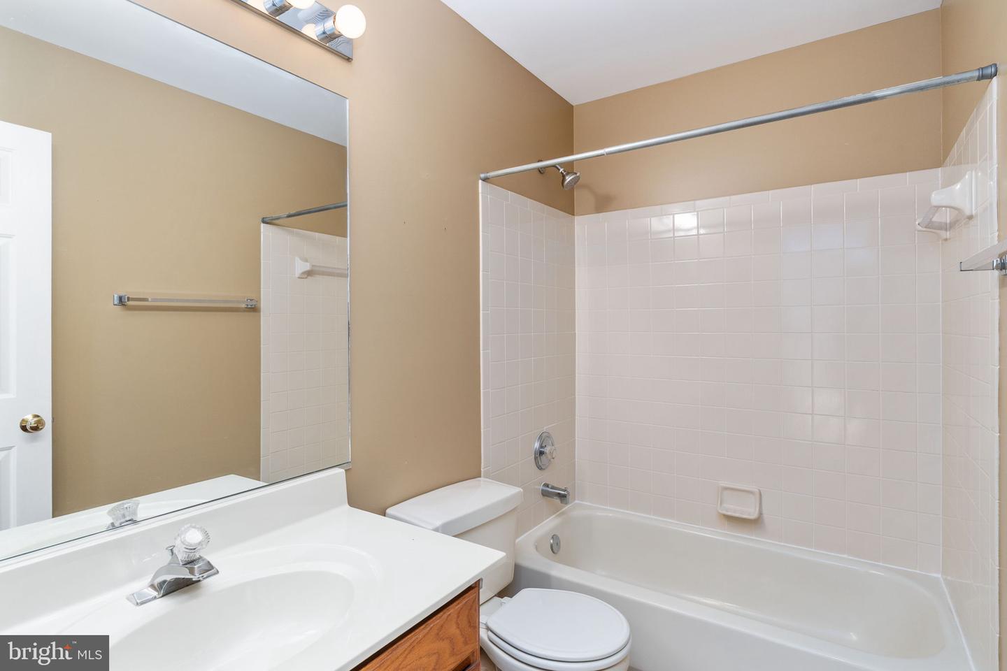 2011 SIERRA DR, FREDERICKSBURG, Virginia 22405, 4 Bedrooms Bedrooms, 13 Rooms Rooms,3 BathroomsBathrooms,Residential,For sale,2011 SIERRA DR,VAST2044128 MLS # VAST2044128