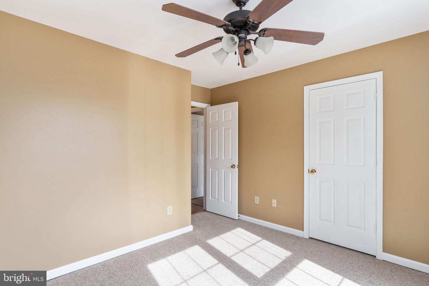 2011 SIERRA DR, FREDERICKSBURG, Virginia 22405, 4 Bedrooms Bedrooms, 13 Rooms Rooms,3 BathroomsBathrooms,Residential,For sale,2011 SIERRA DR,VAST2044128 MLS # VAST2044128