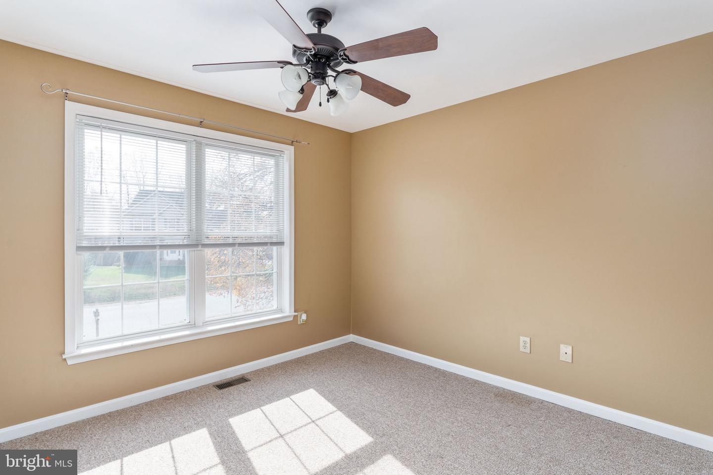 2011 SIERRA DR, FREDERICKSBURG, Virginia 22405, 4 Bedrooms Bedrooms, 13 Rooms Rooms,3 BathroomsBathrooms,Residential,For sale,2011 SIERRA DR,VAST2044128 MLS # VAST2044128